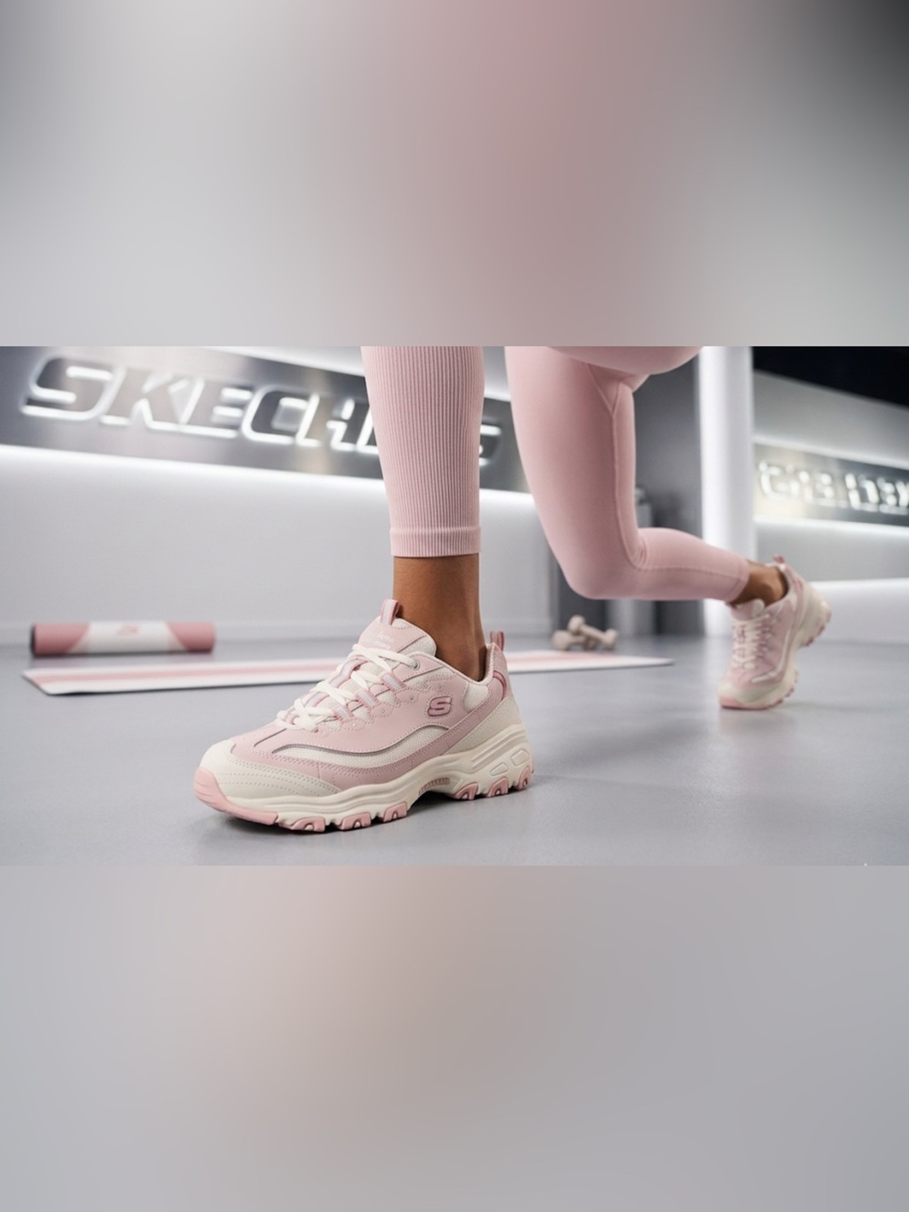 Authentic Skechers signature designer pink sneakers sz 11 woman’s